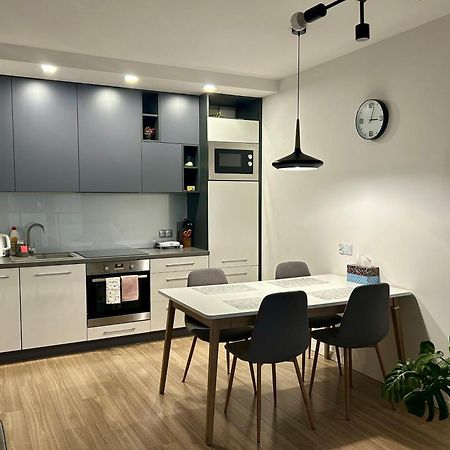 Nowy Apartament W Okolicach Centrum เชดุลเซ ภายนอก รูปภาพ